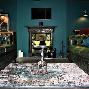 The Wolf's Den Apartment Patrington